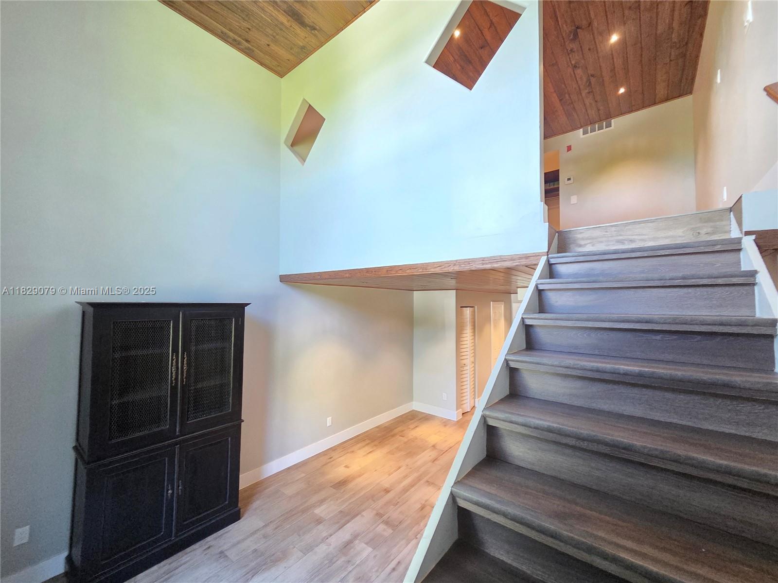 8650 SW 109th Ave # 204 Unit: 3-204