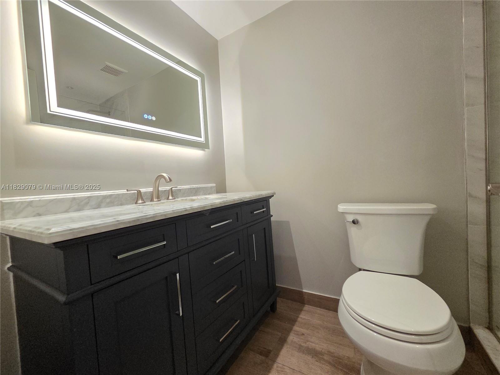 8650 SW 109th Ave # 204 Unit: 3-204