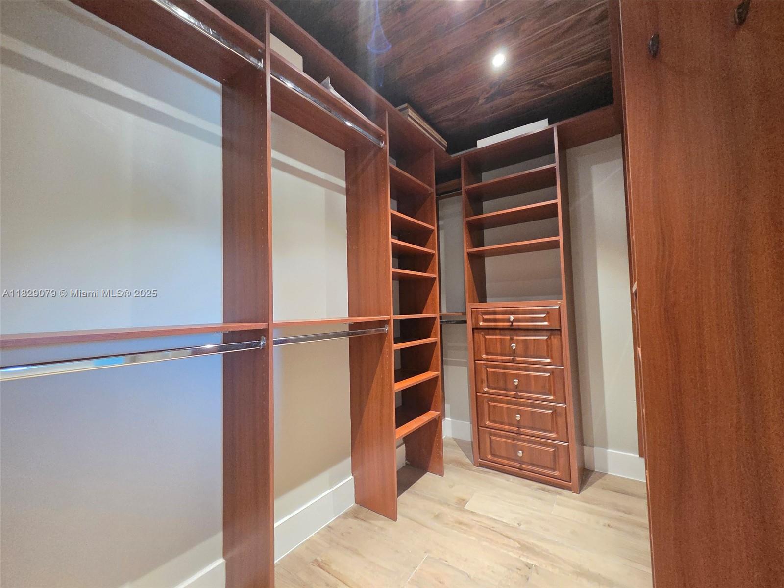 8650 SW 109th Ave # 204 Unit: 3-204