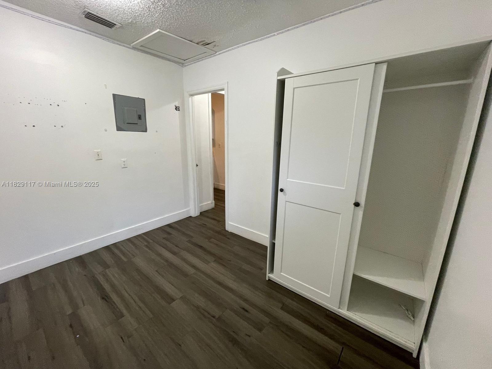 2251 NW 60th St