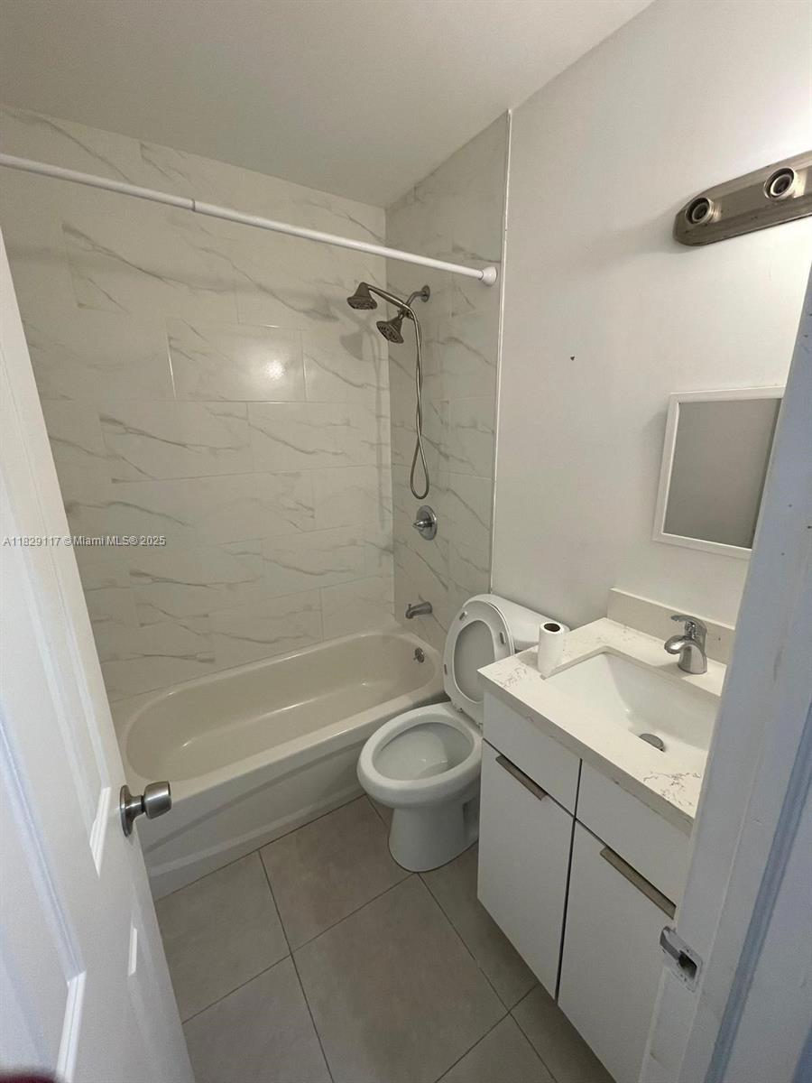2251 NW 60th St