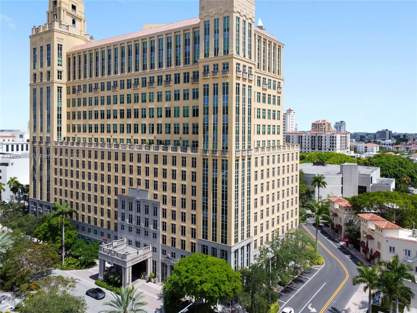 121 Alhambra Cir # 1000