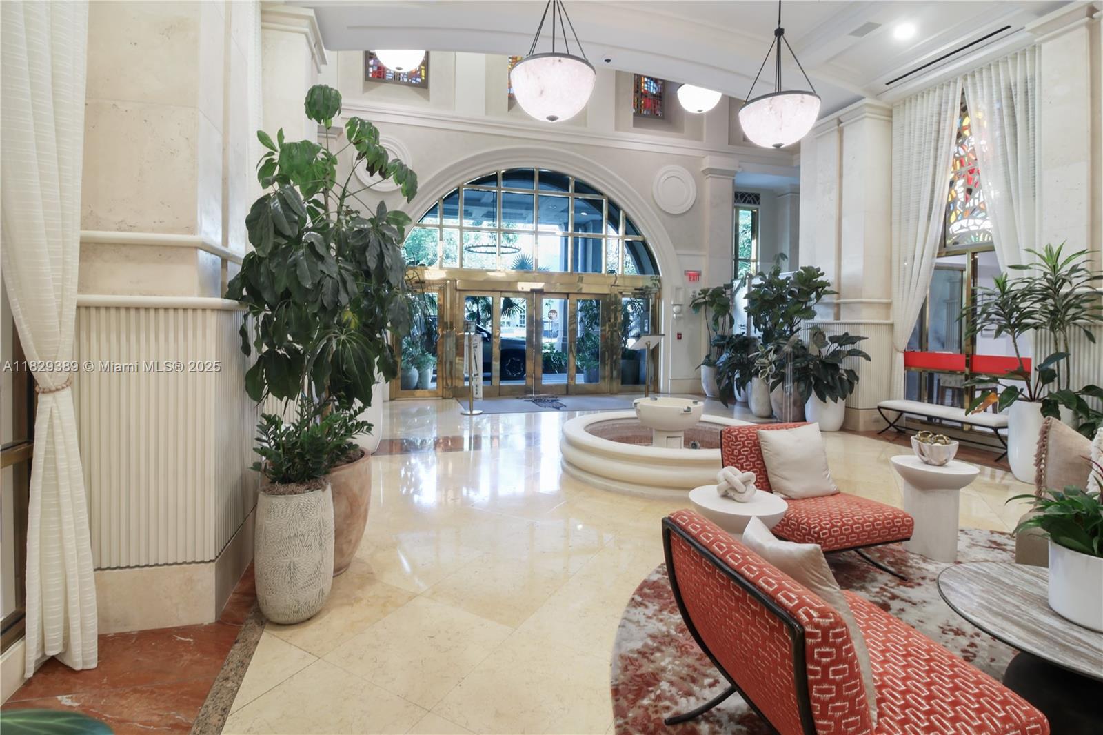 121 Alhambra Cir # 1000