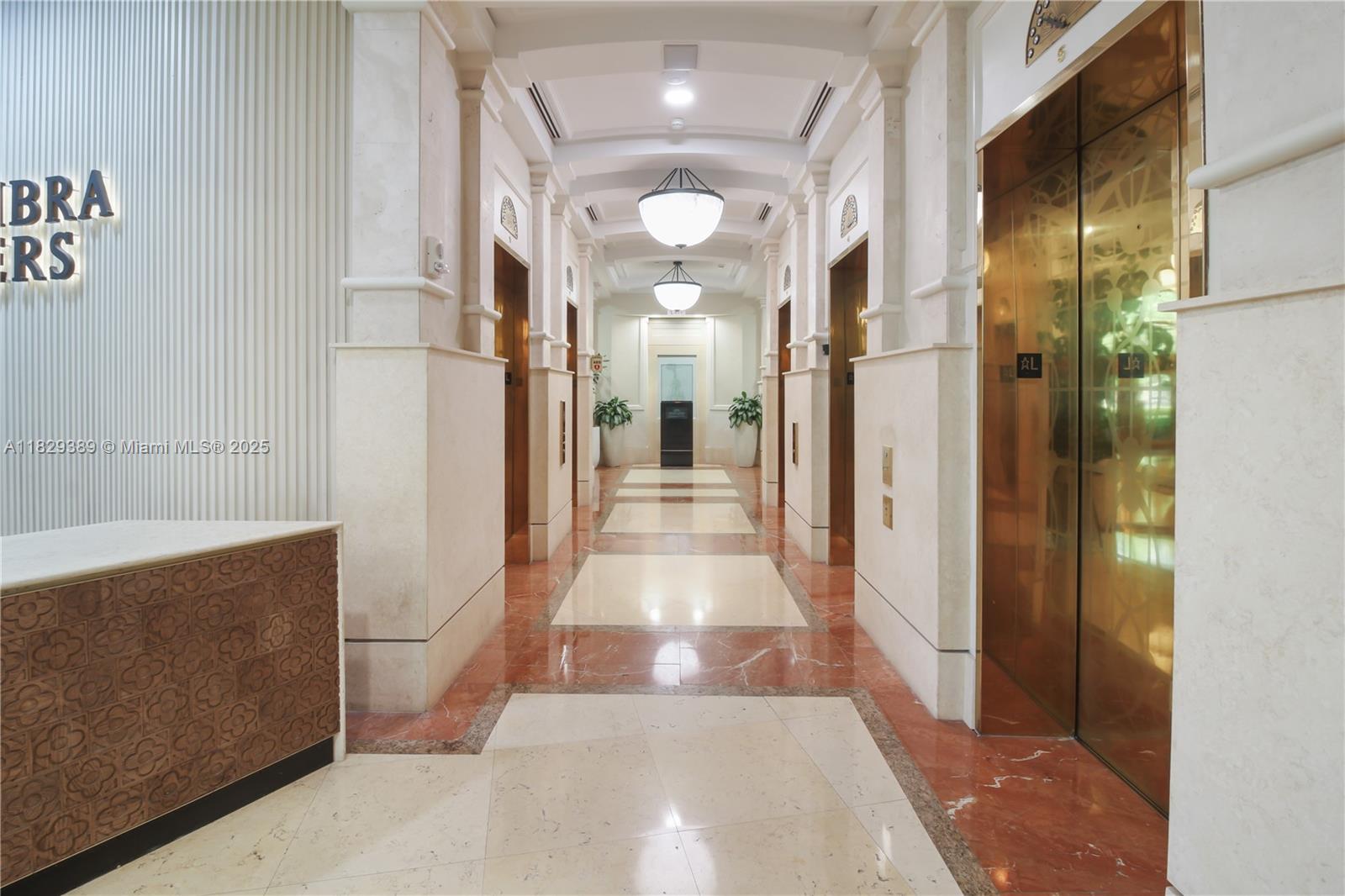 121 Alhambra Cir # 1000