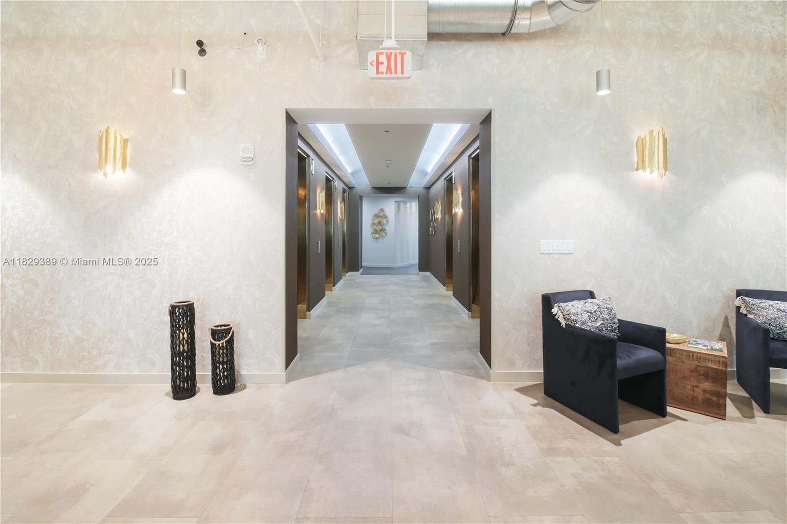 121 Alhambra Cir # 1000