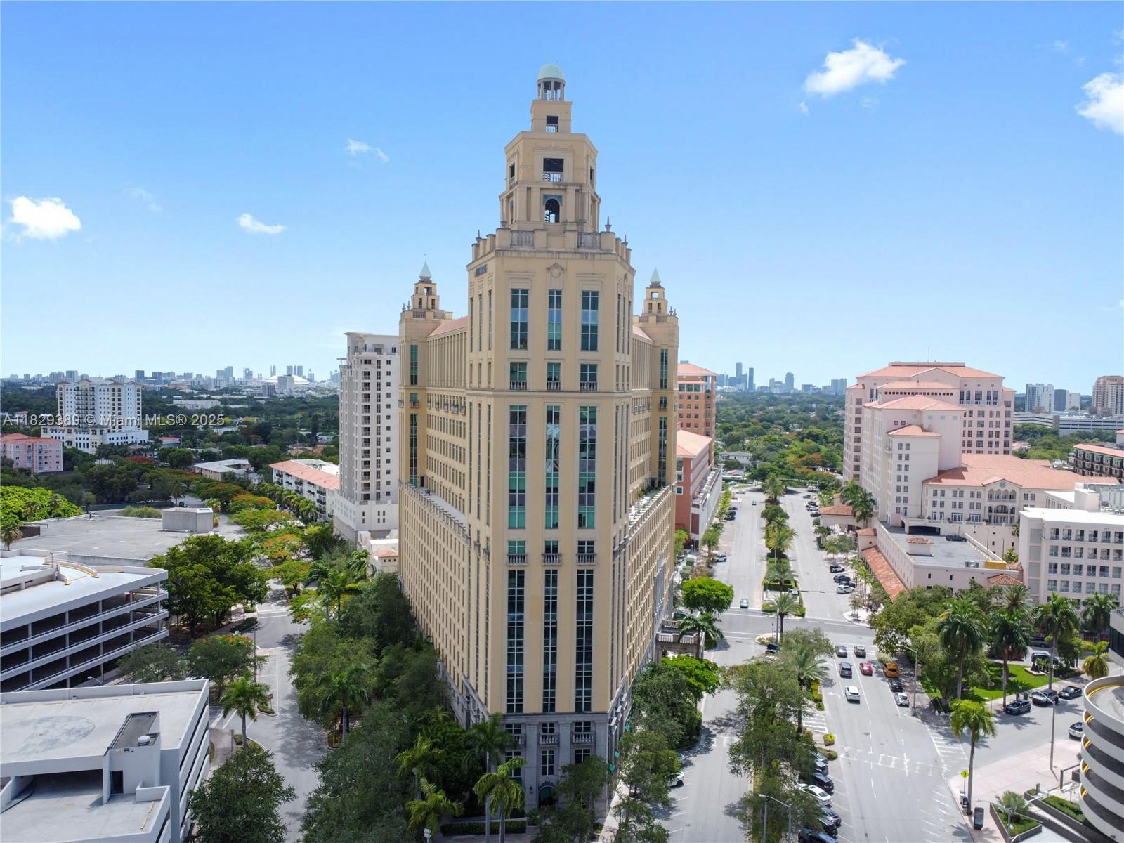 121 Alhambra Cir # 1000