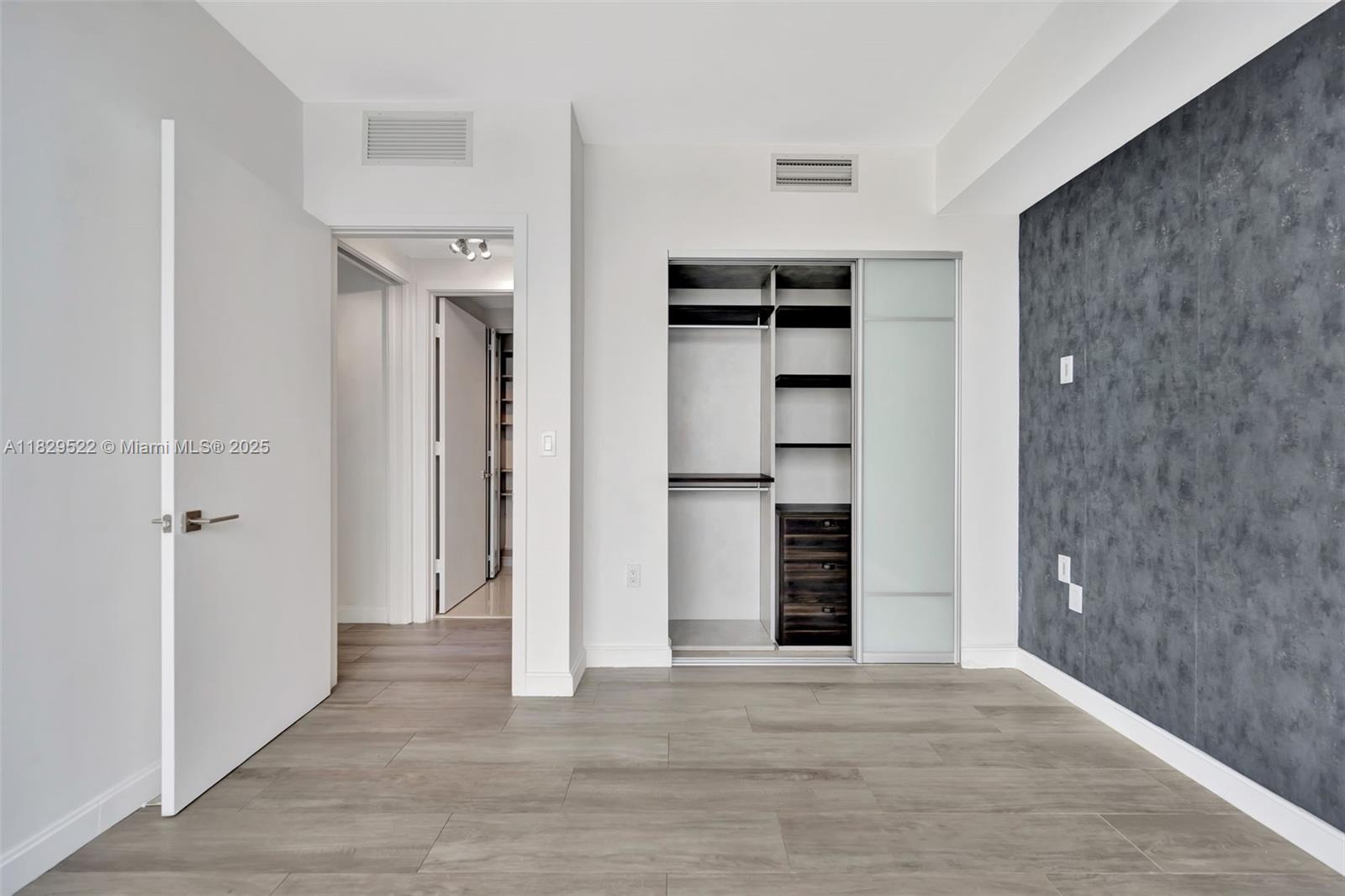 55 SW 9th St # 3908, Miami Unit: 3908