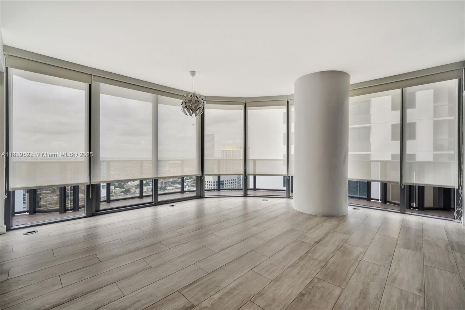 55 SW 9th St # 3908, Miami Unit: 3908