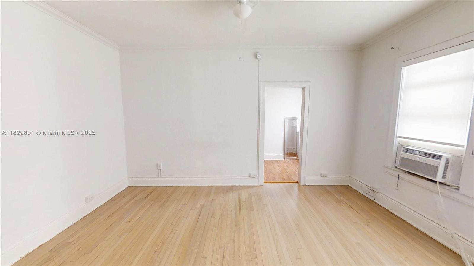 126 Mendoza Ave # 9