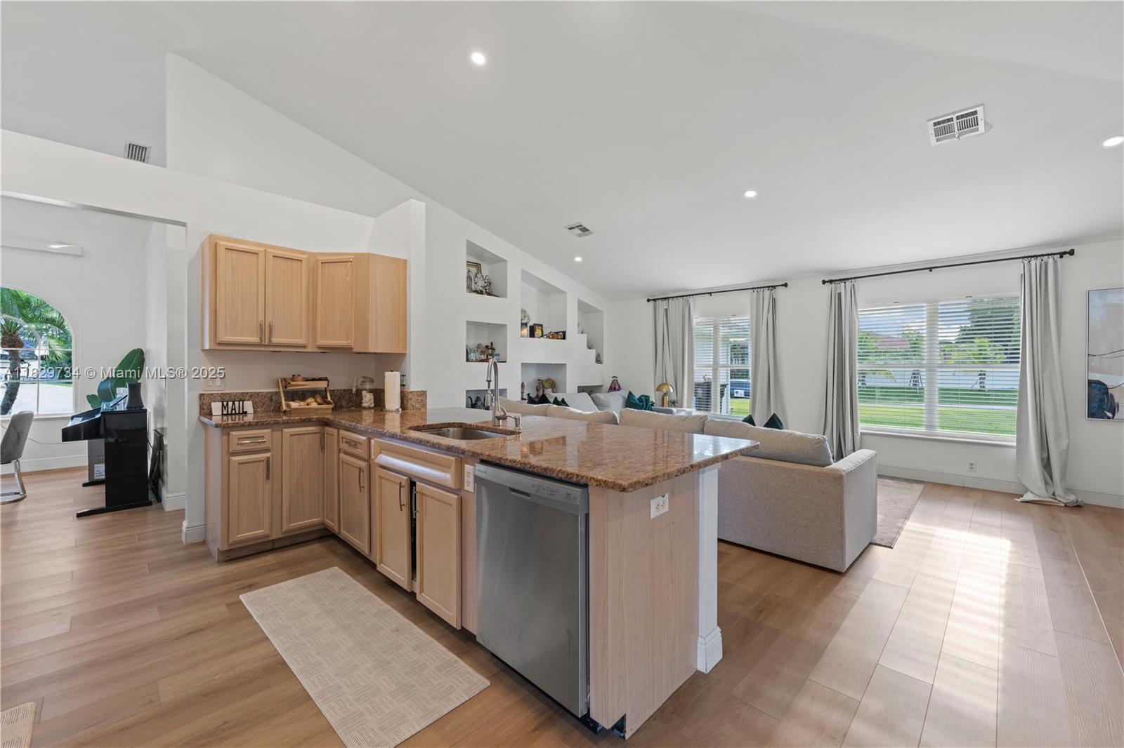 2055 SW Aaron Ln, Port St. Lucie