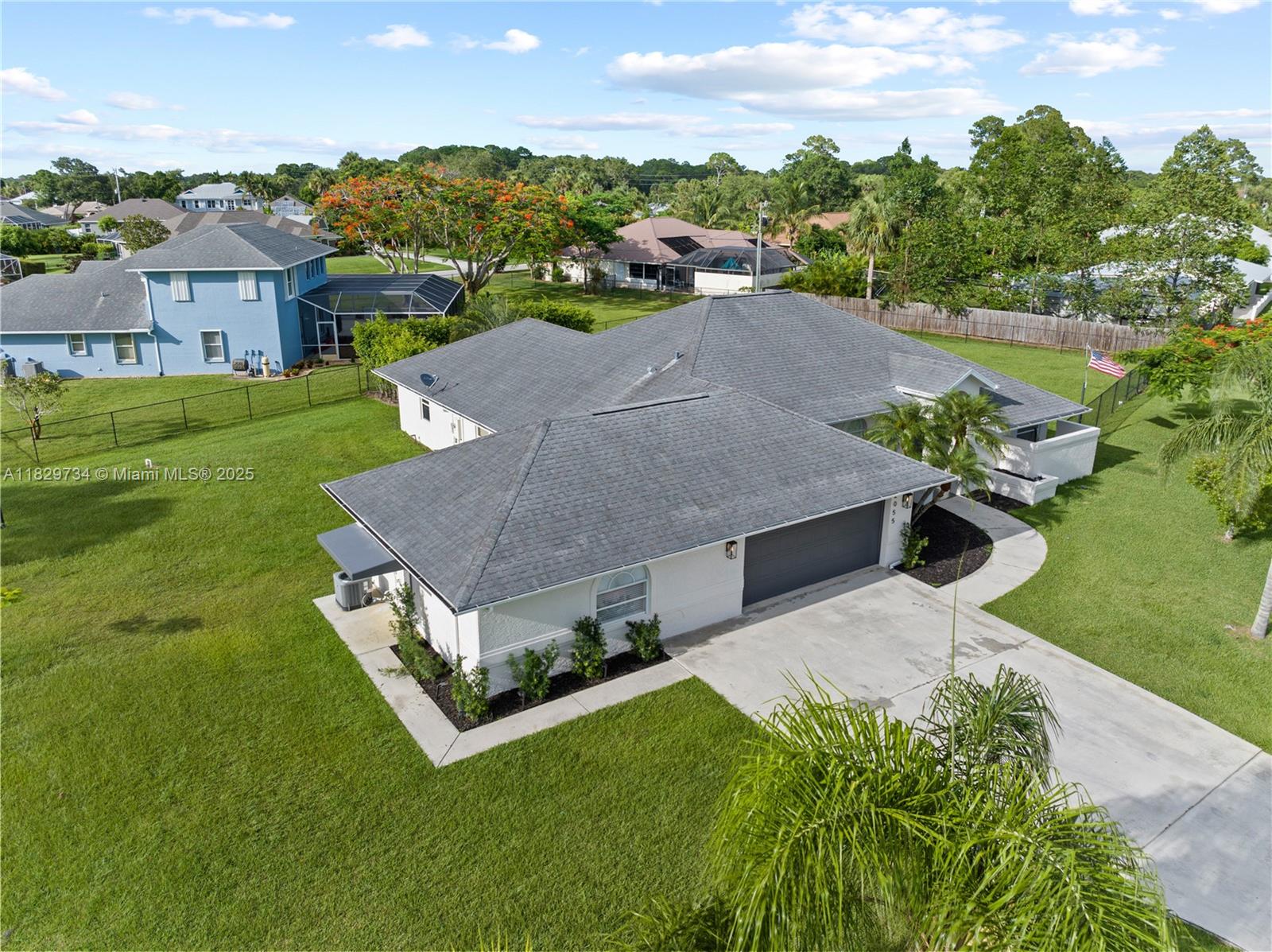 2055 SW Aaron Ln, Port St. Lucie