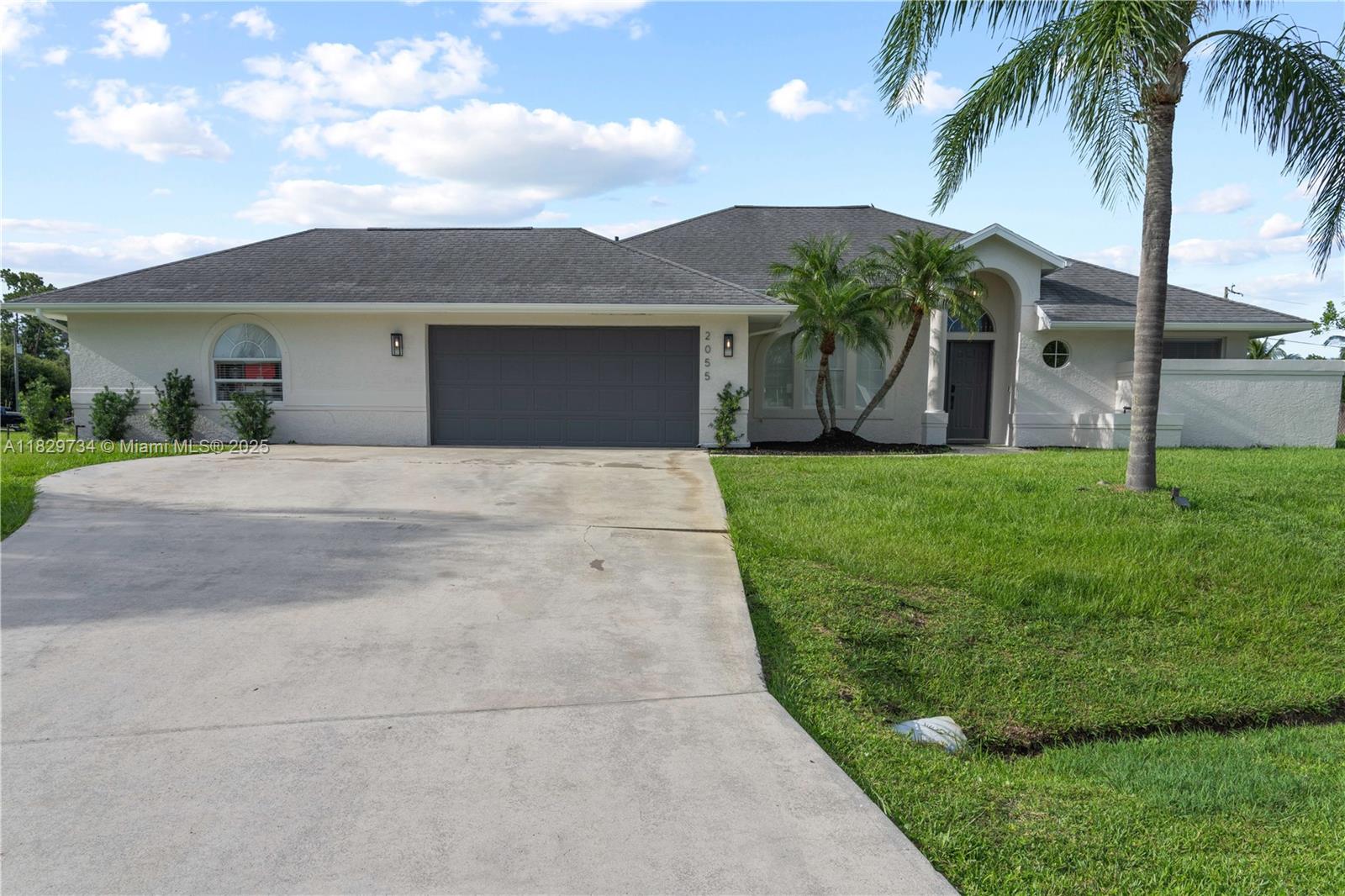 2055 SW Aaron Ln, Port St. Lucie