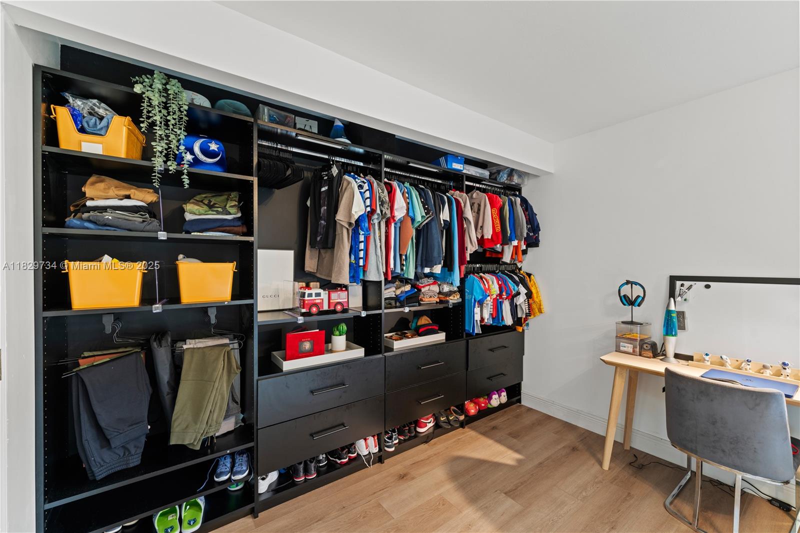 2055 SW Aaron Ln, Port St. Lucie