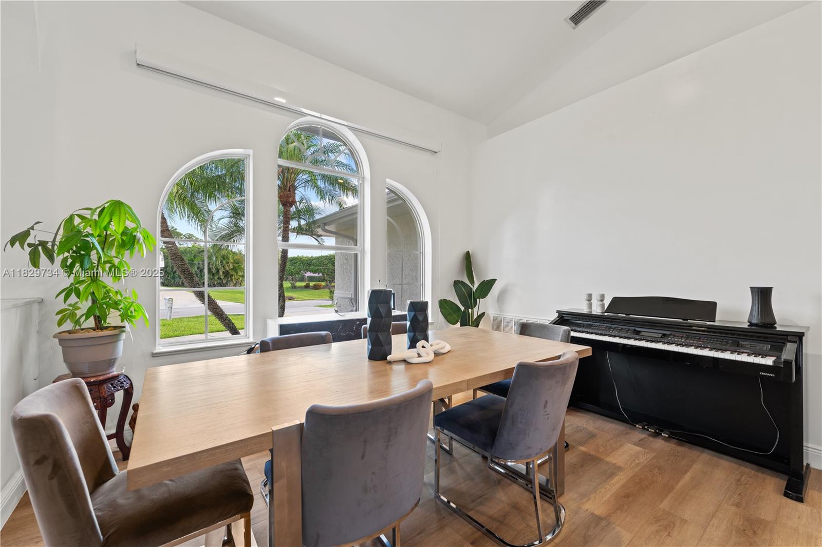 2055 SW Aaron Ln, Port St. Lucie