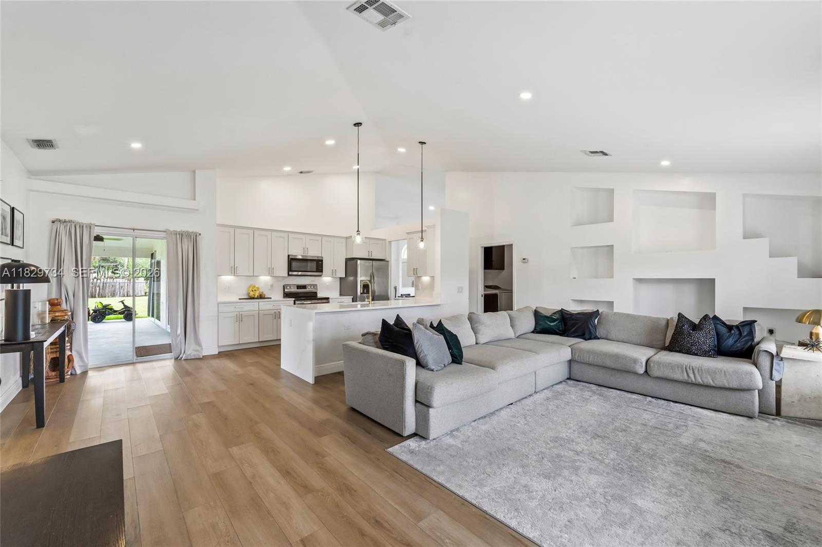 2055 SW Aaron Ln, Port St. Lucie