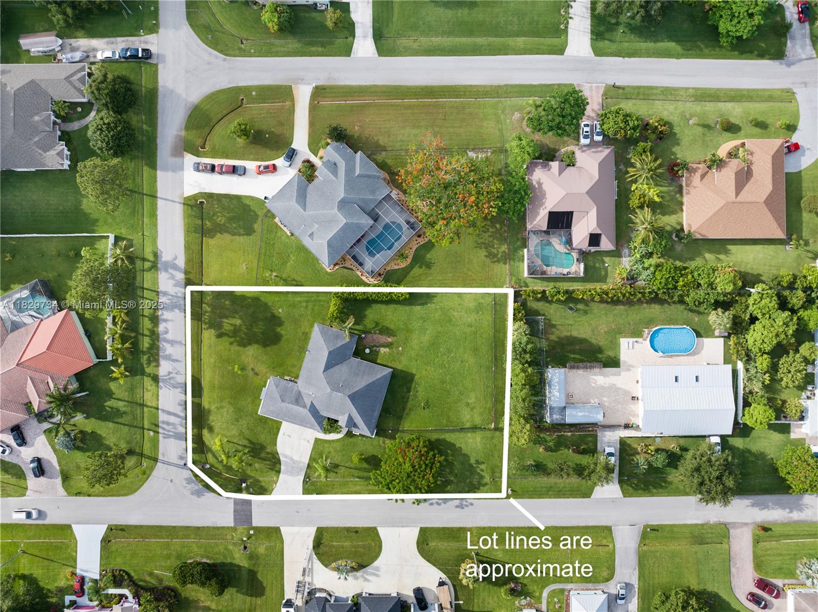 2055 SW Aaron Ln, Port St. Lucie