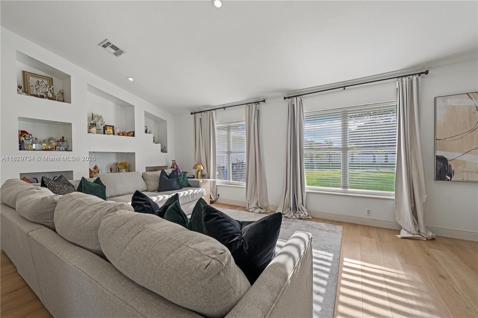 2055 SW Aaron Ln, Port St. Lucie