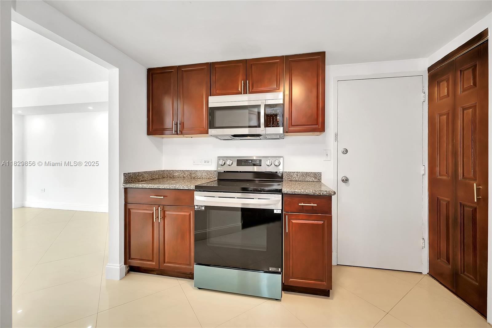 801 Brickell Bay Dr # 1562