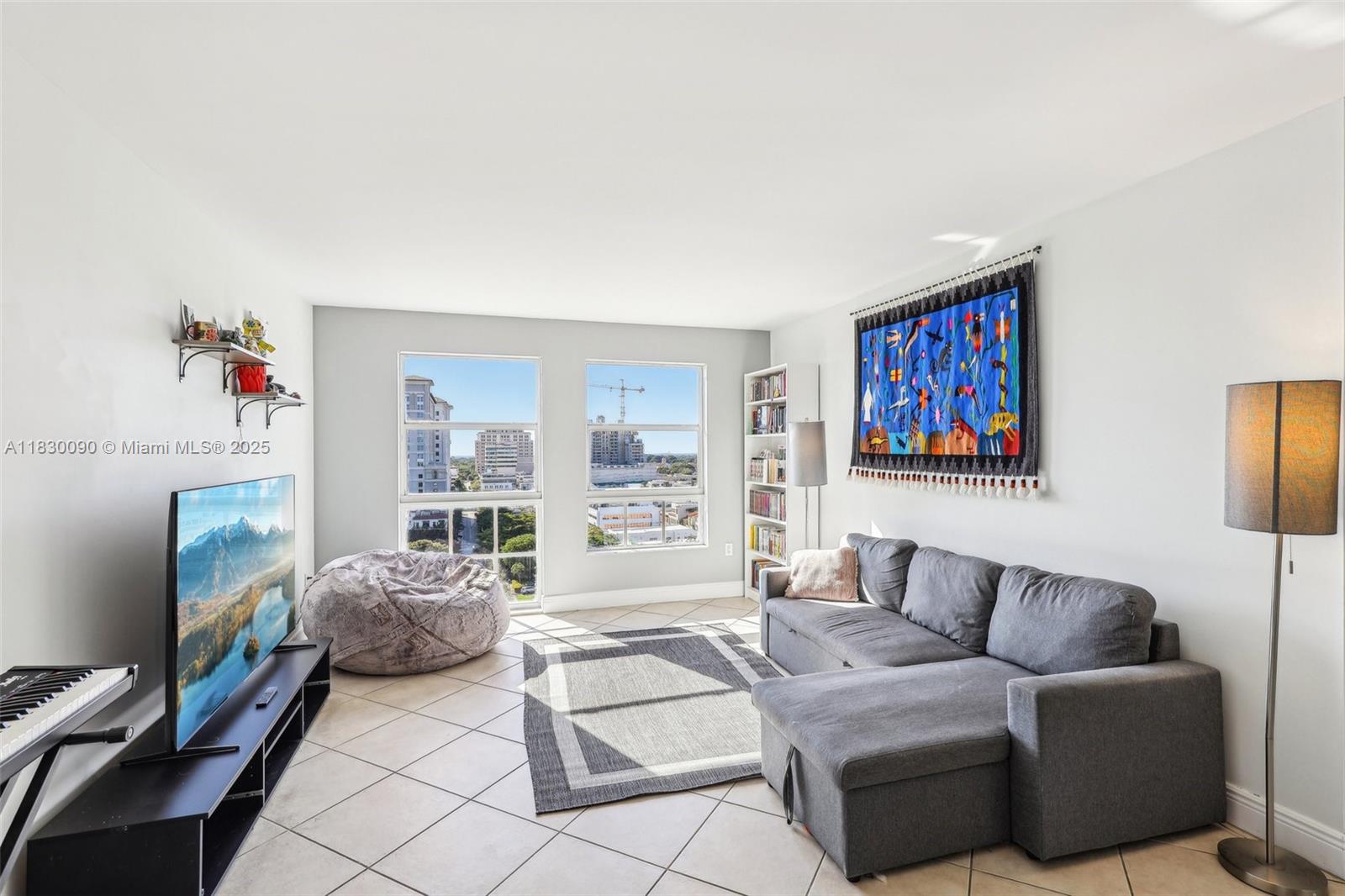 2351 Douglas Rd # 1305 Unit: PH 1305