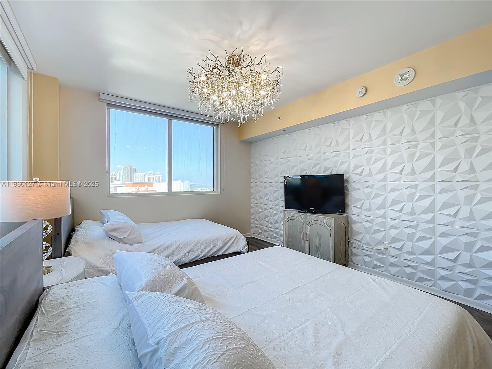 244 Biscayne Blvd # 1108