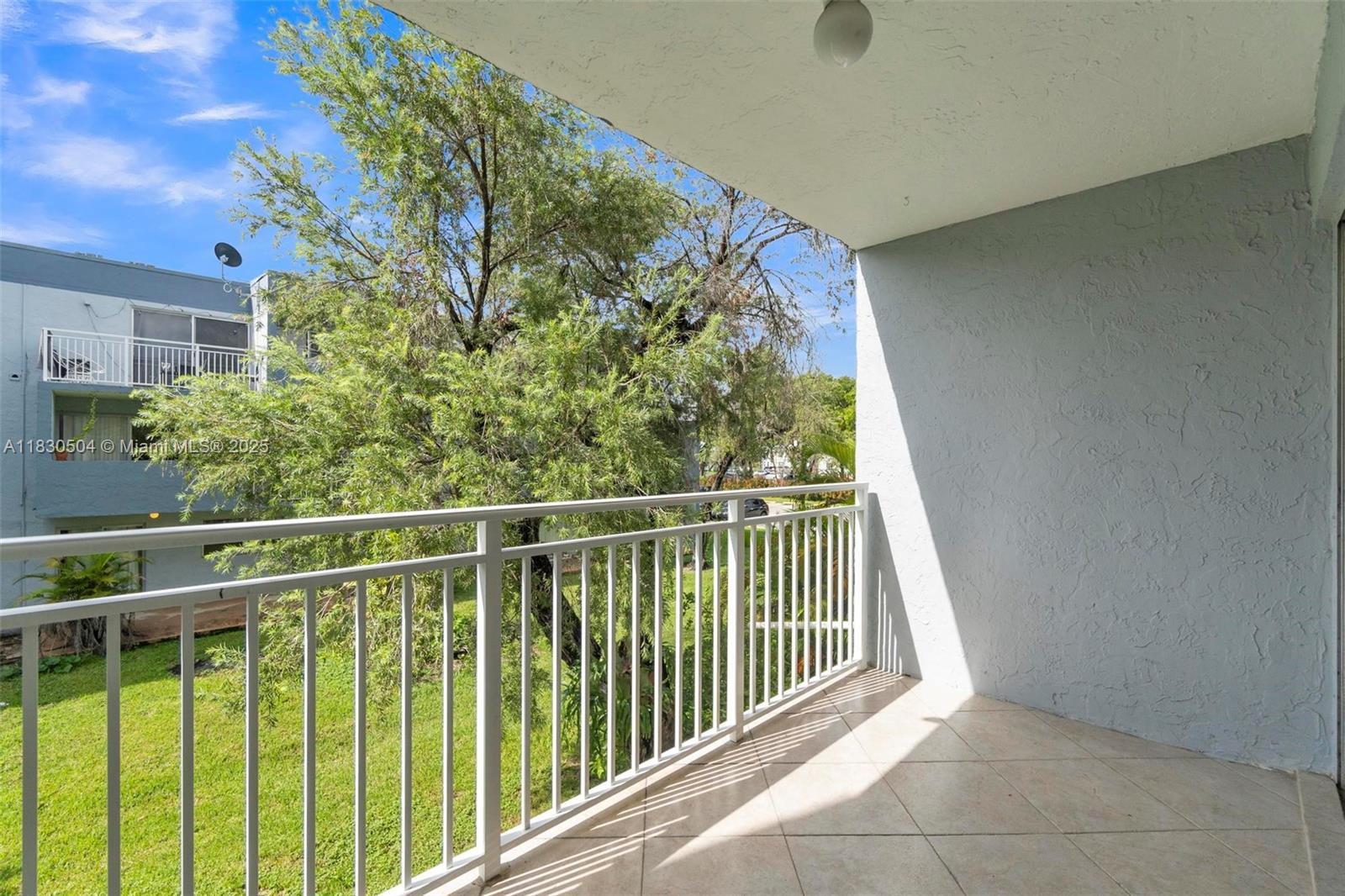 9371 Fontainebleau Blvd # I209