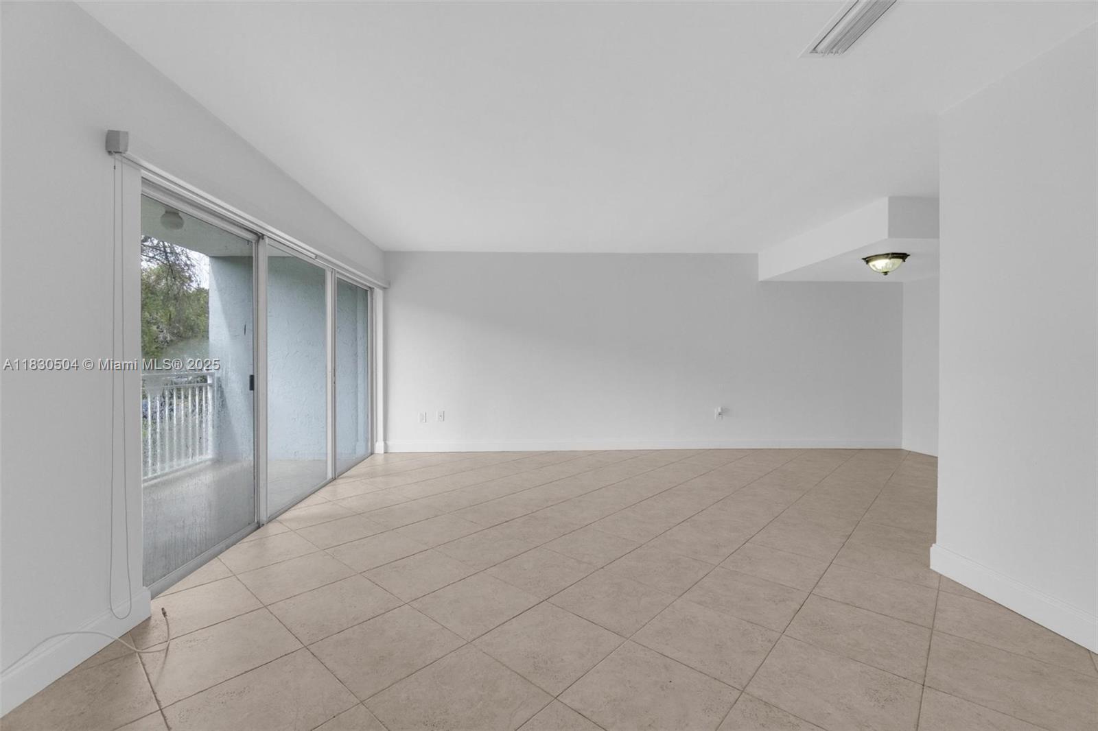 9371 Fontainebleau Blvd # I209