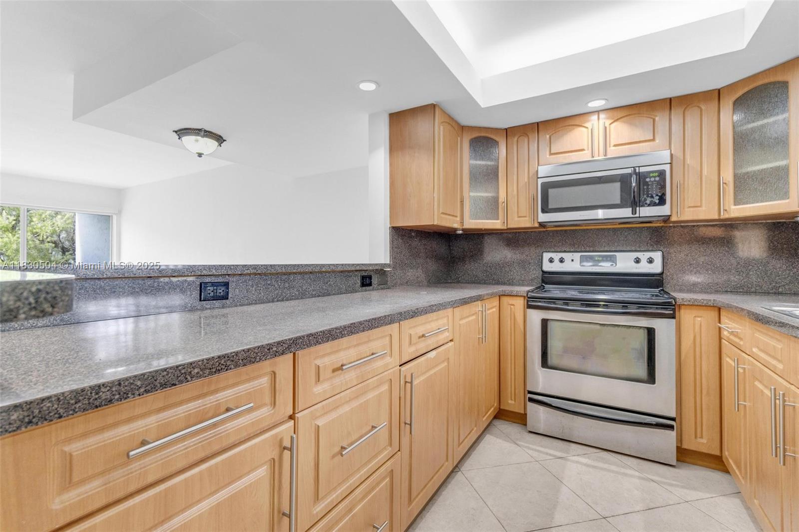 9371 Fontainebleau Blvd # I209