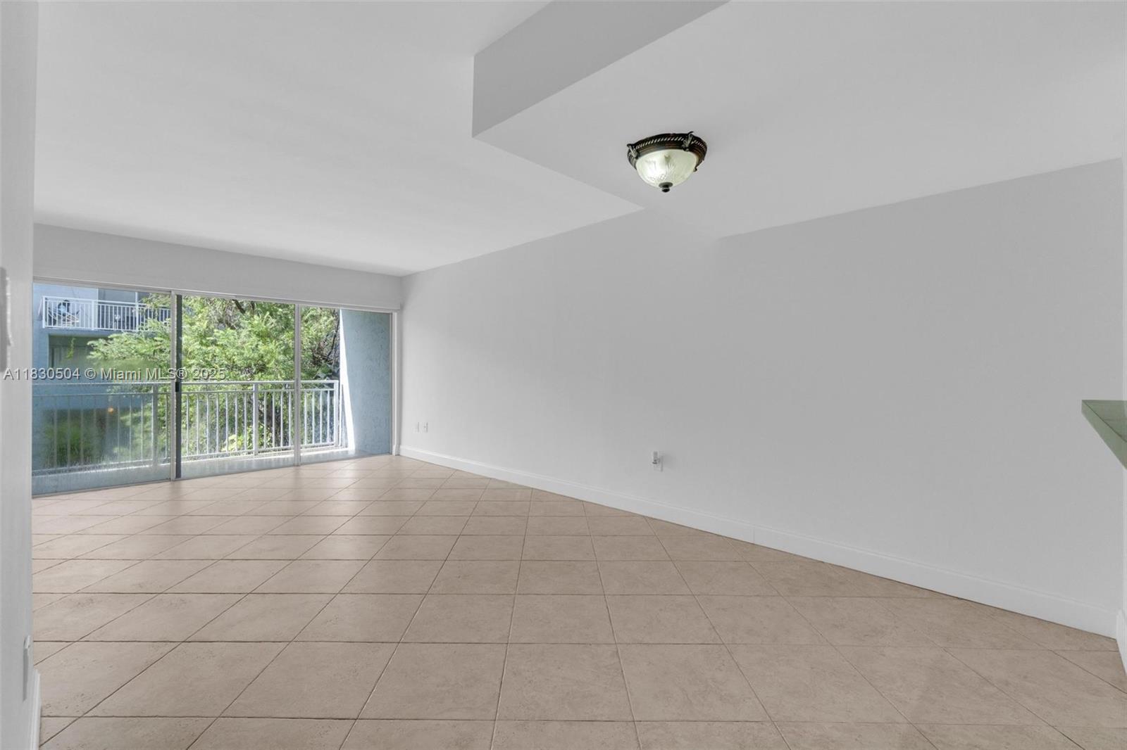 9371 Fontainebleau Blvd # I209