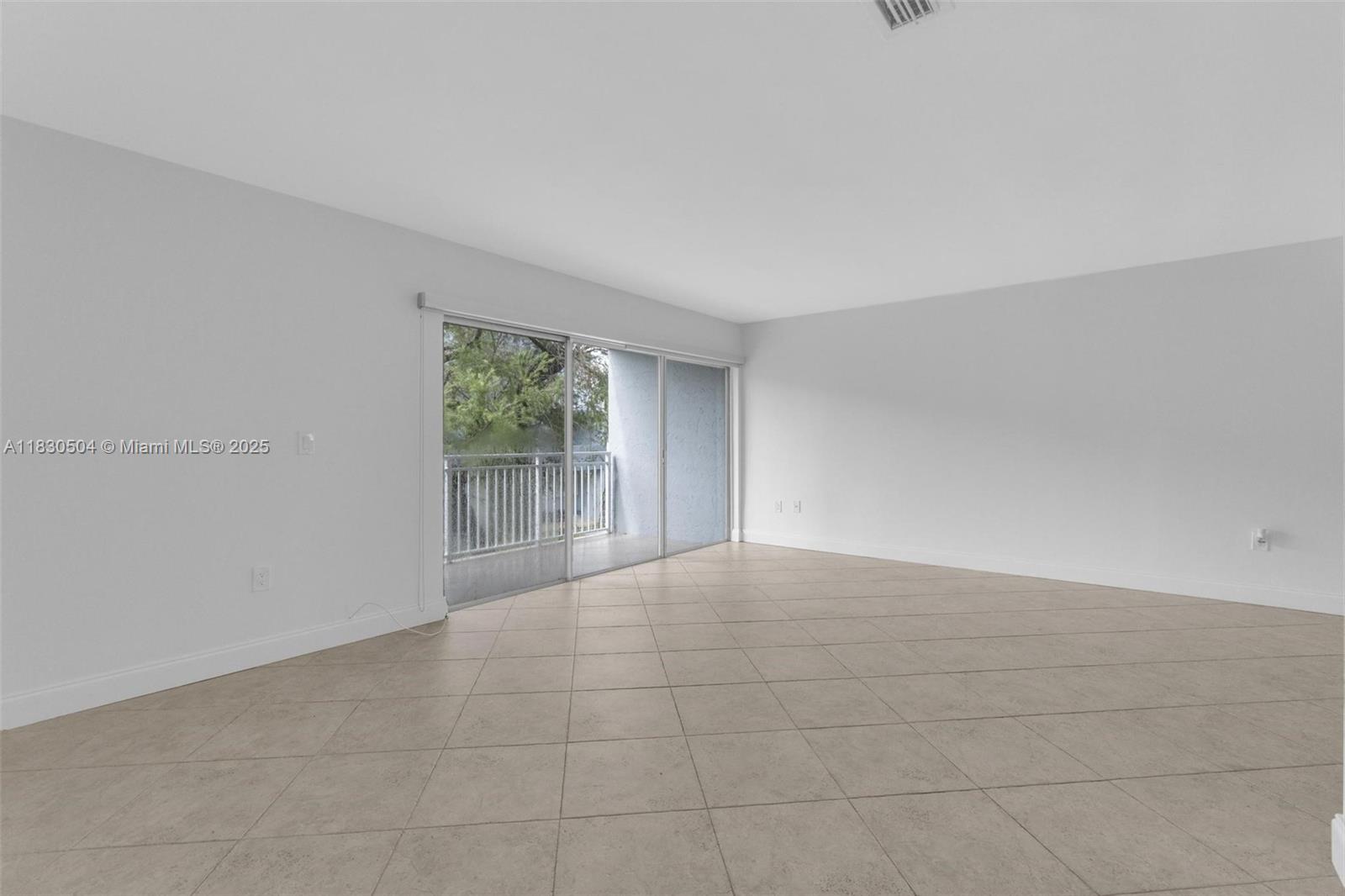 9371 Fontainebleau Blvd # I209