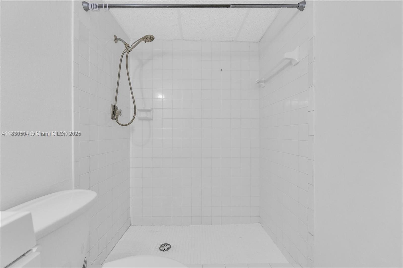 9371 Fontainebleau Blvd # I209