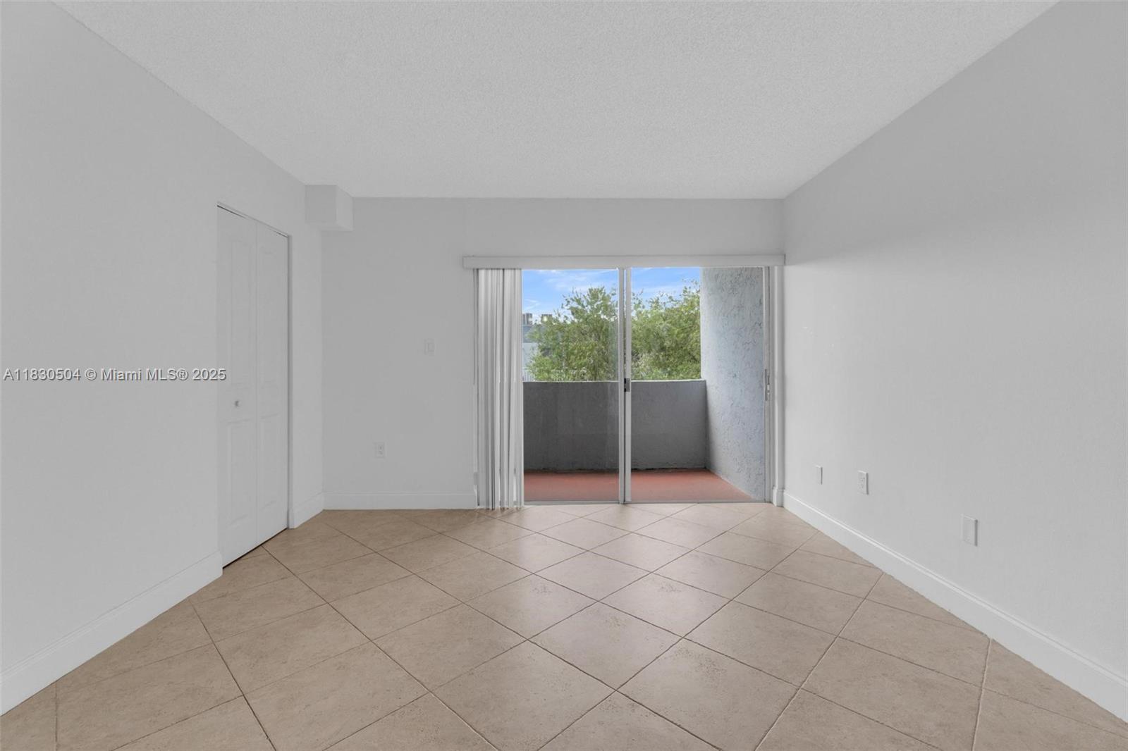 9371 Fontainebleau Blvd # I209