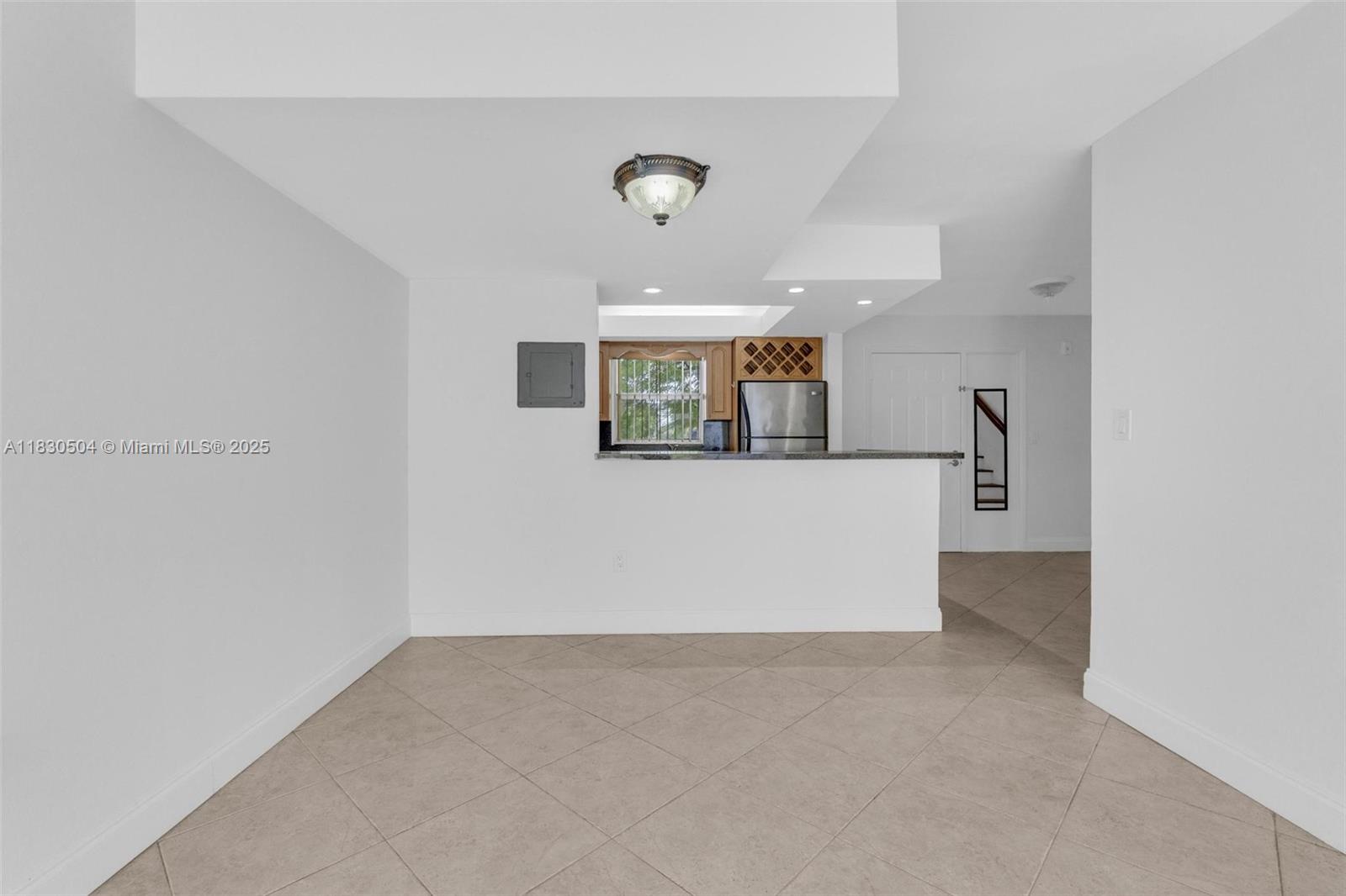 9371 Fontainebleau Blvd # I209