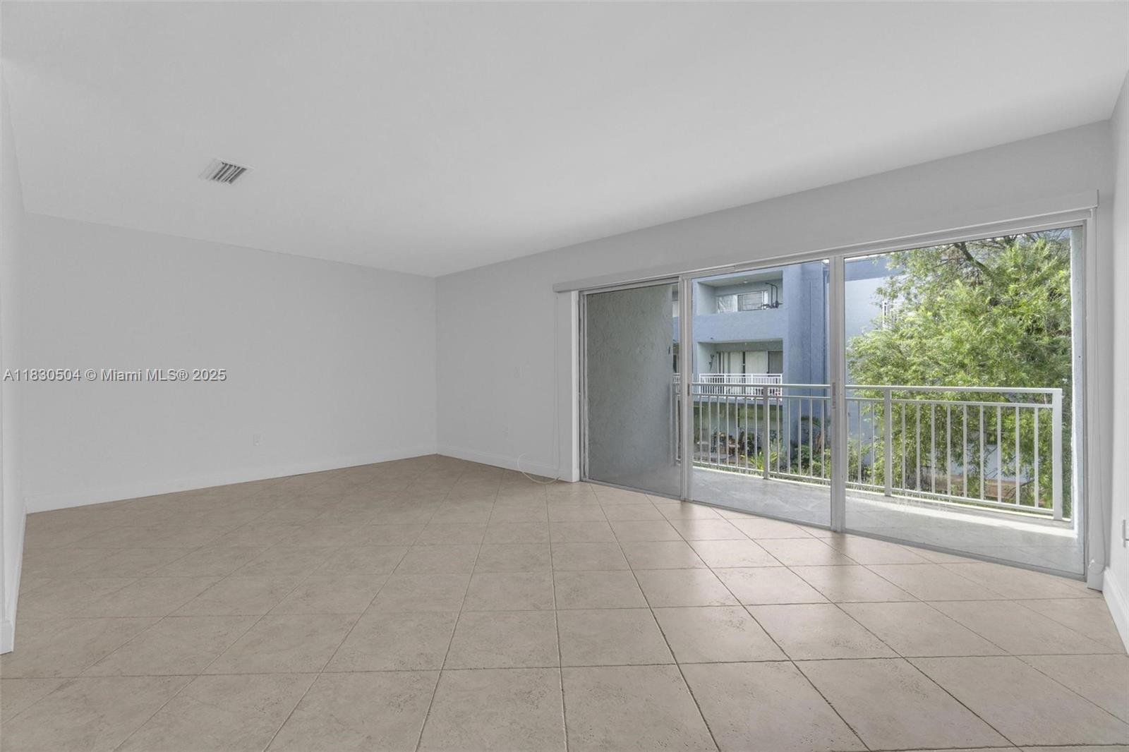 9371 Fontainebleau Blvd # I209