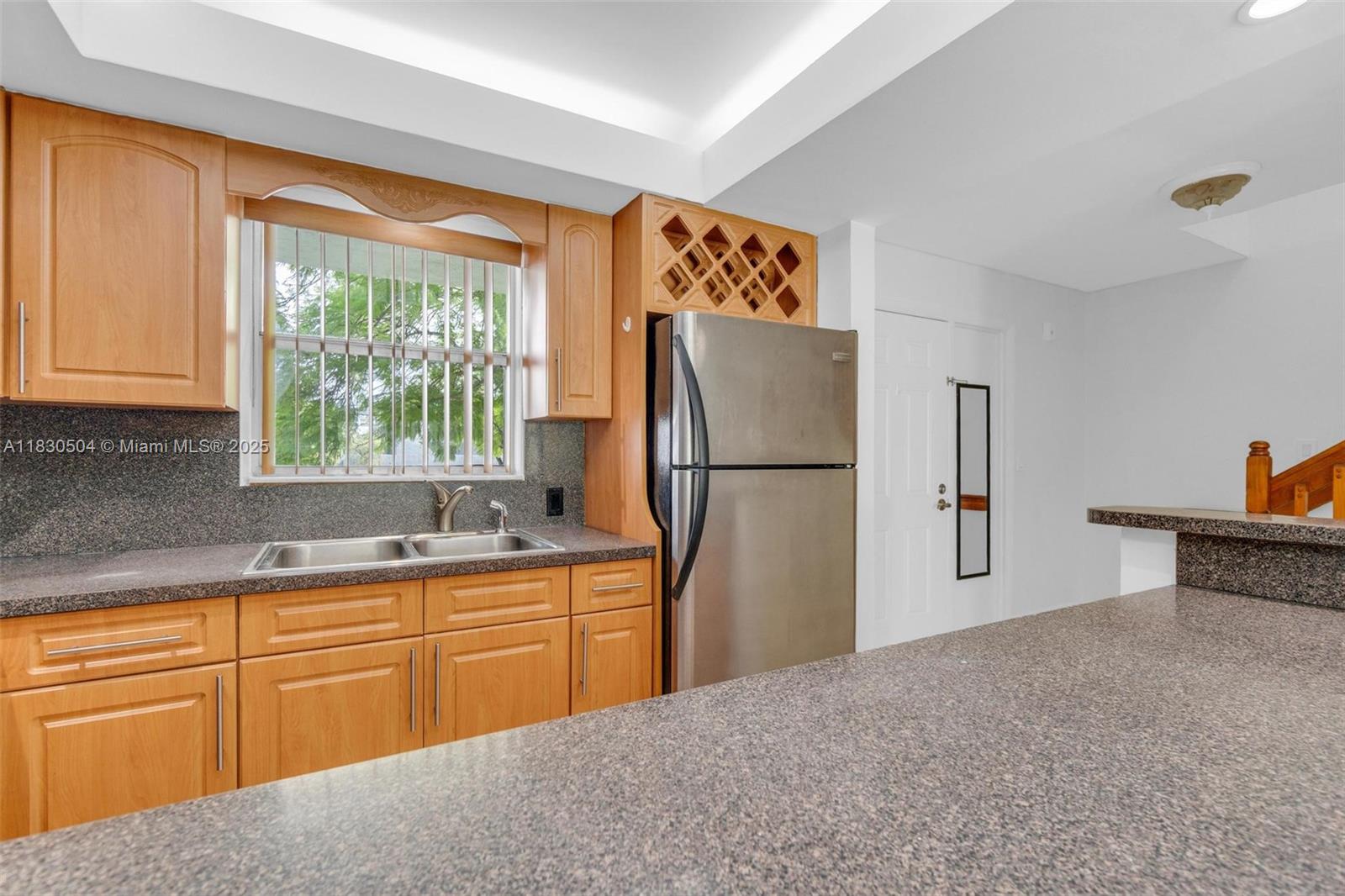 9371 Fontainebleau Blvd # I209