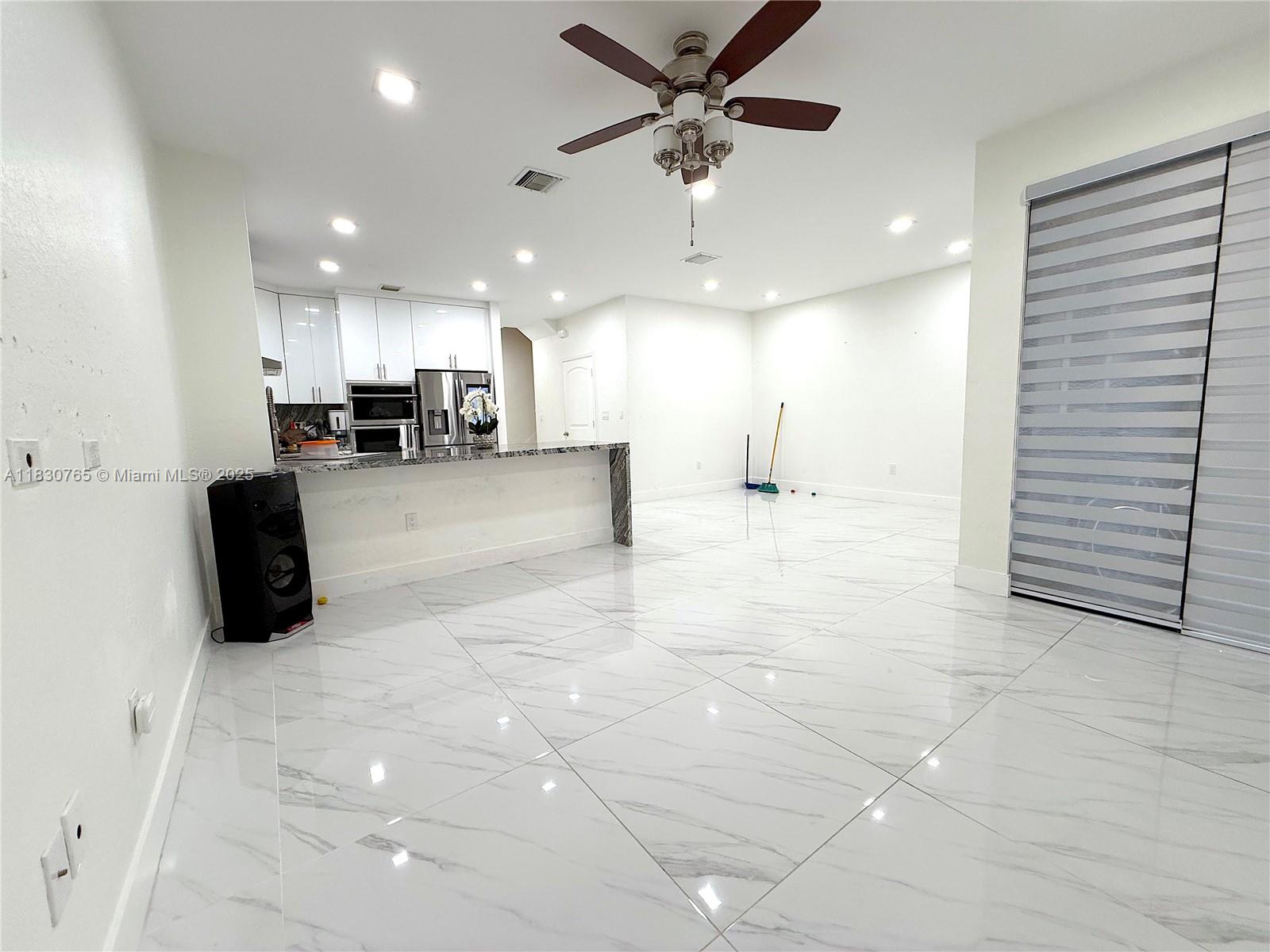 758 NE 34th Ave # 758
