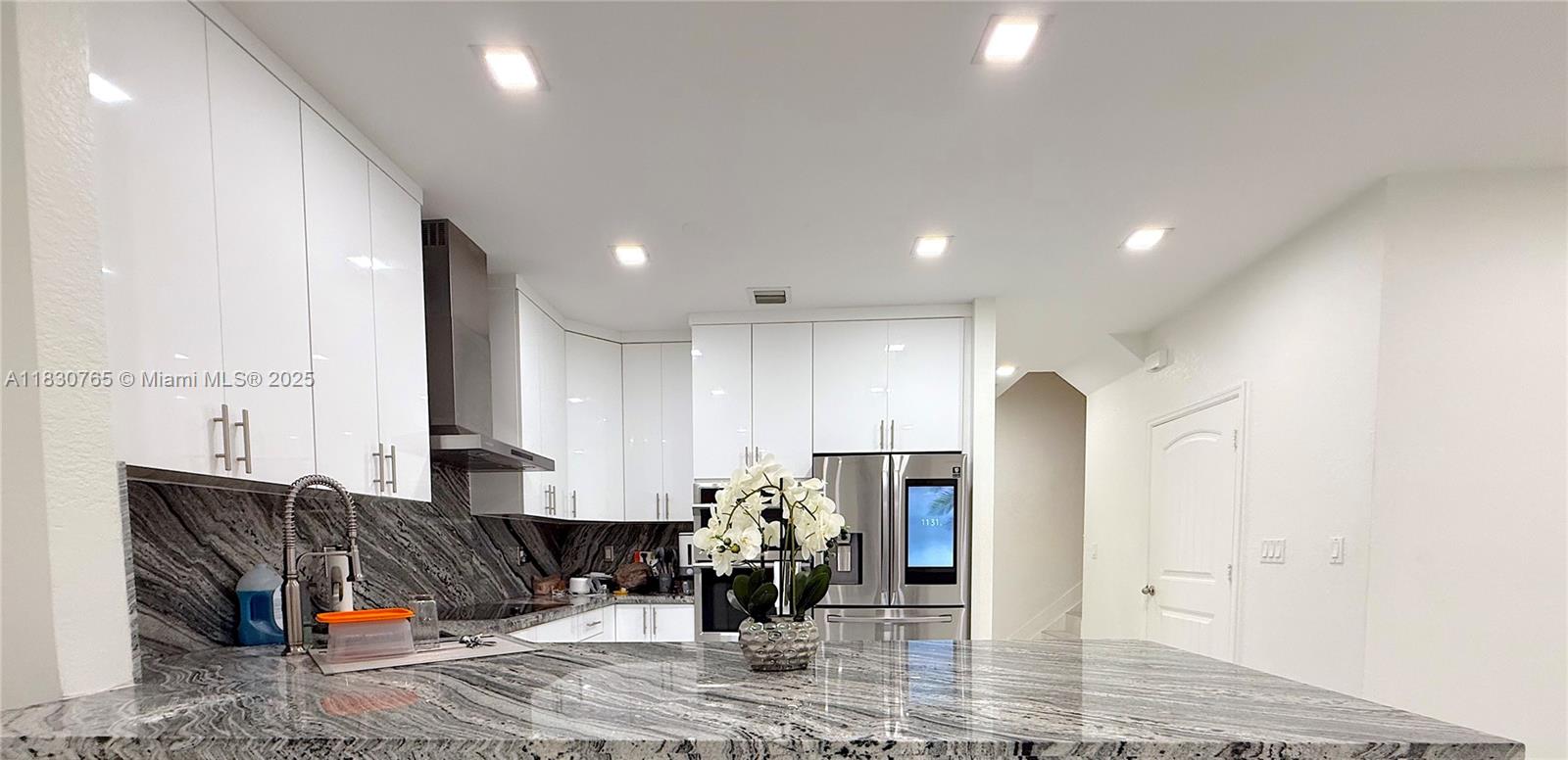 758 NE 34th Ave # 758
