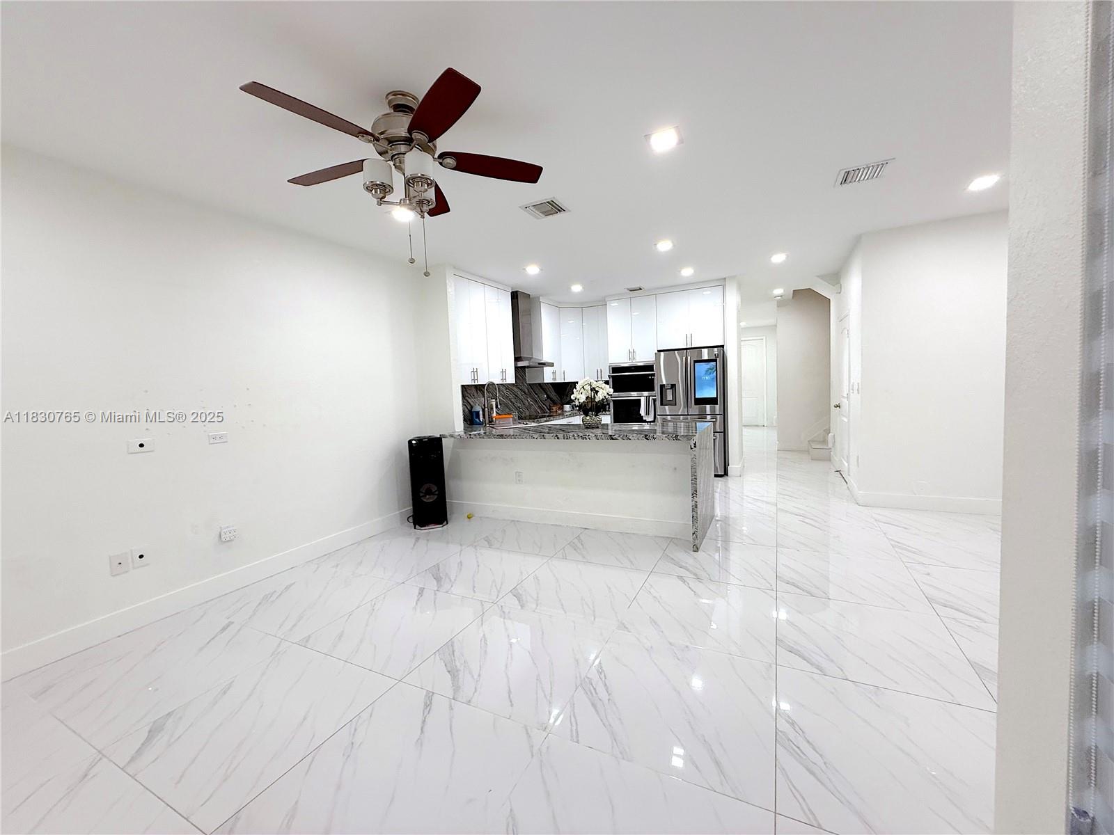 758 NE 34th Ave # 758