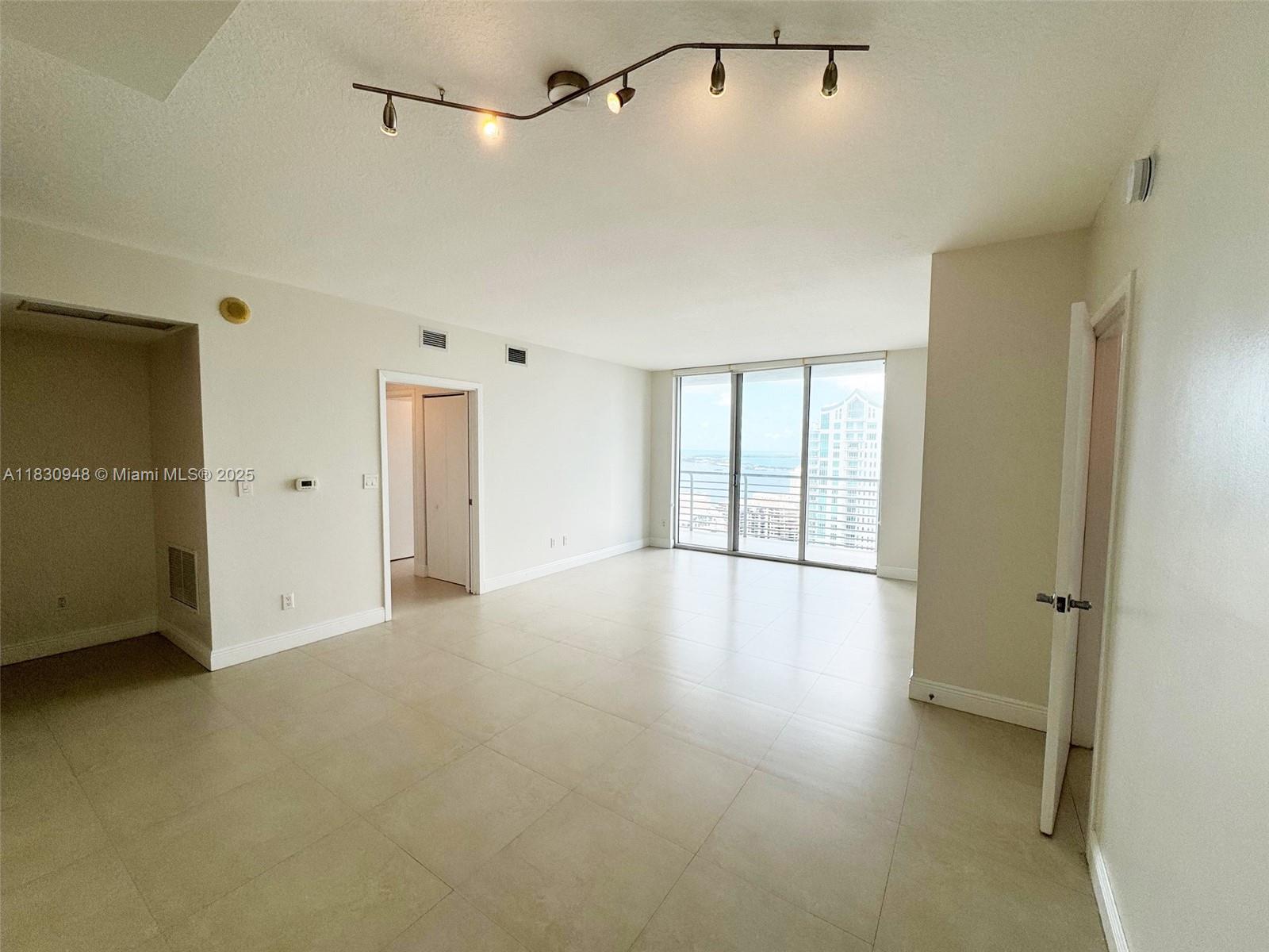 325 S Biscayne Blvd # 4319