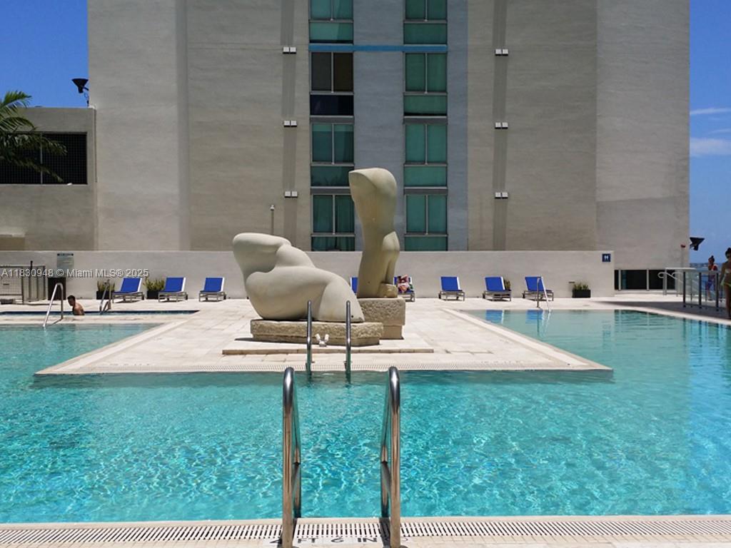 325 S Biscayne Blvd # 4319