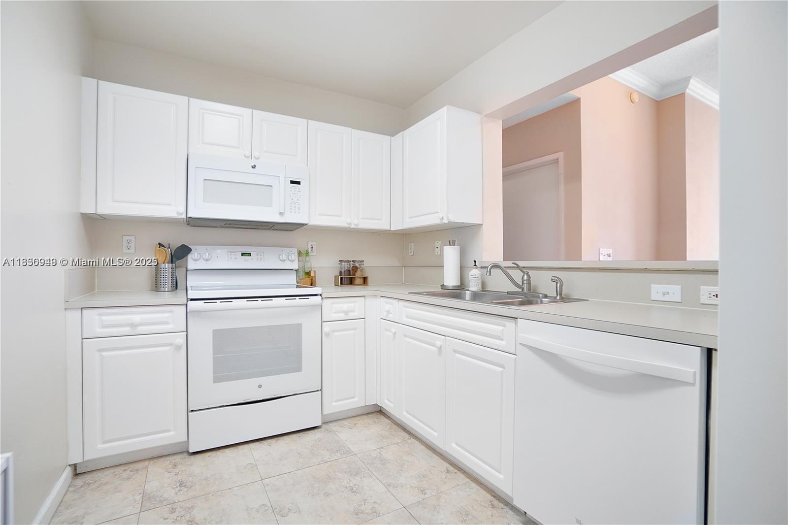 520 SE 5th Ave # 1707