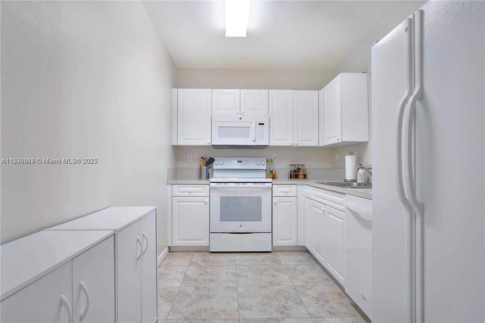520 SE 5th Ave # 1707