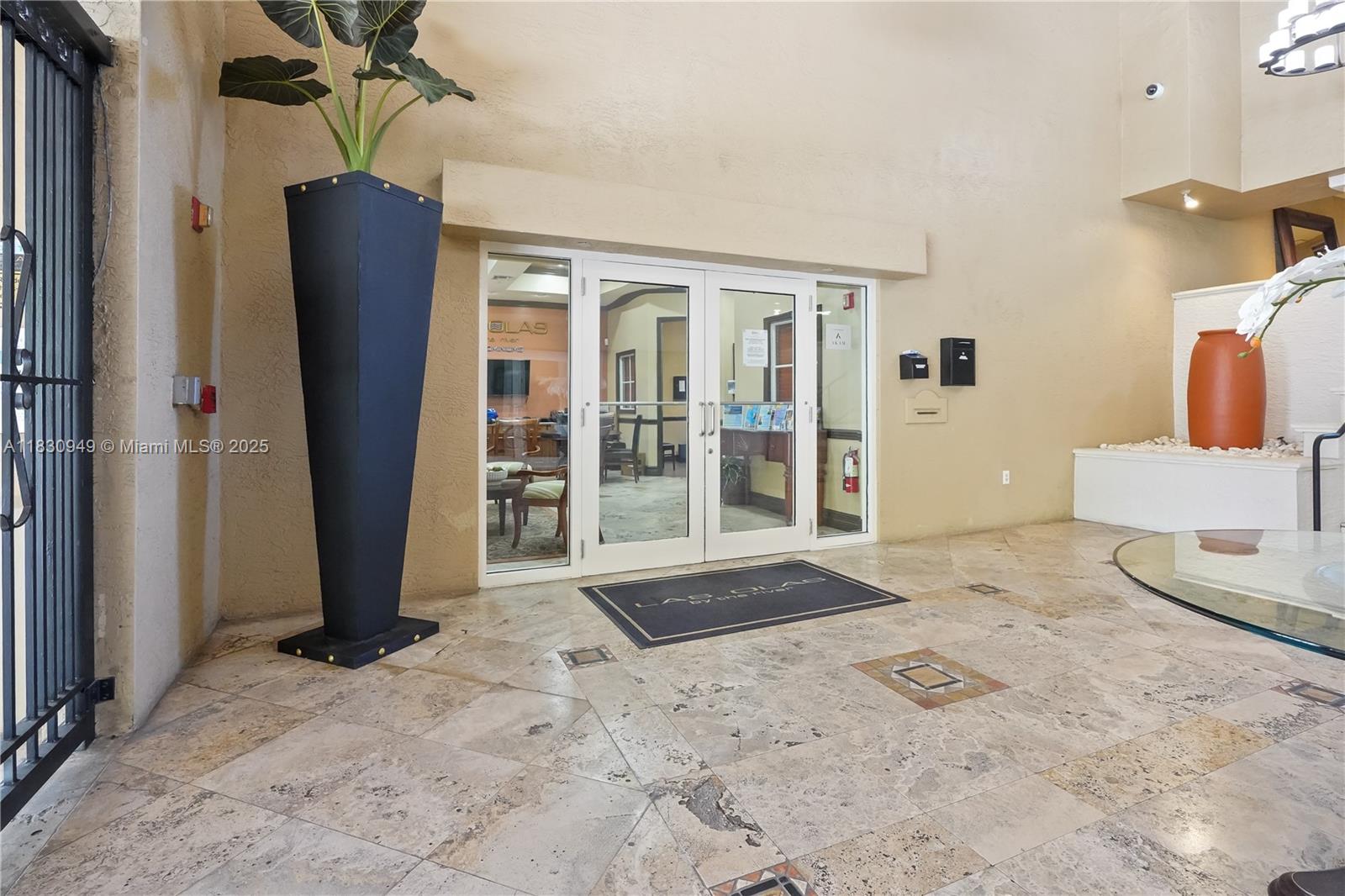 520 SE 5th Ave # 1707