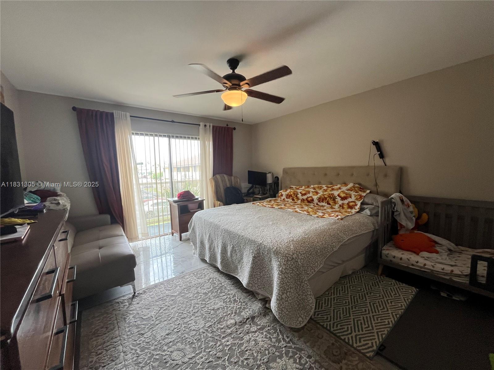450 NW 214th St # 205