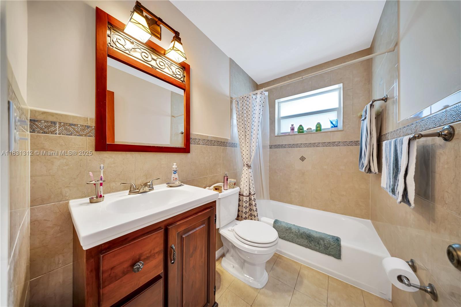 1315 W 79th St