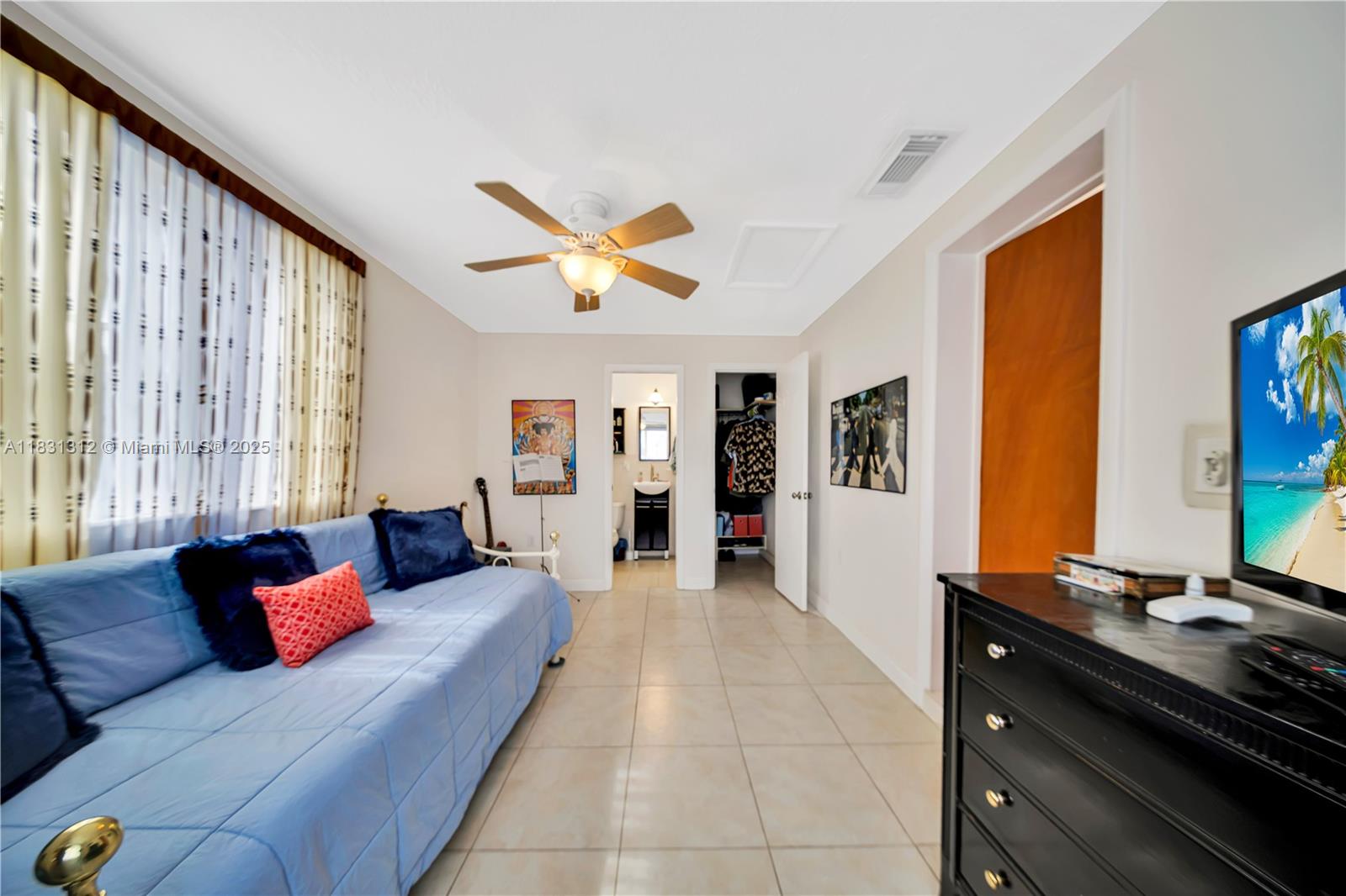 1315 W 79th St