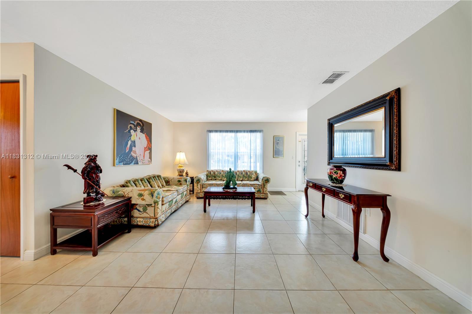 1315 W 79th St