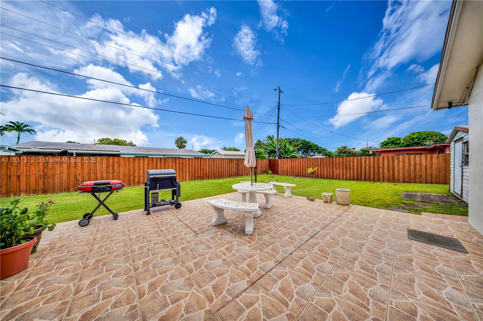 1315 W 79th St