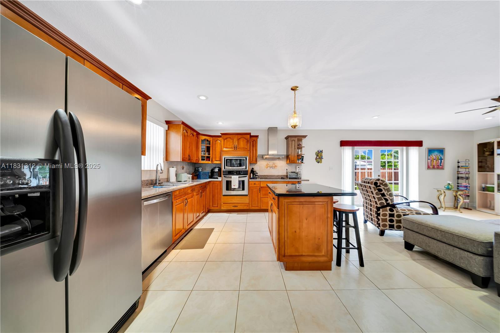 1315 W 79th St
