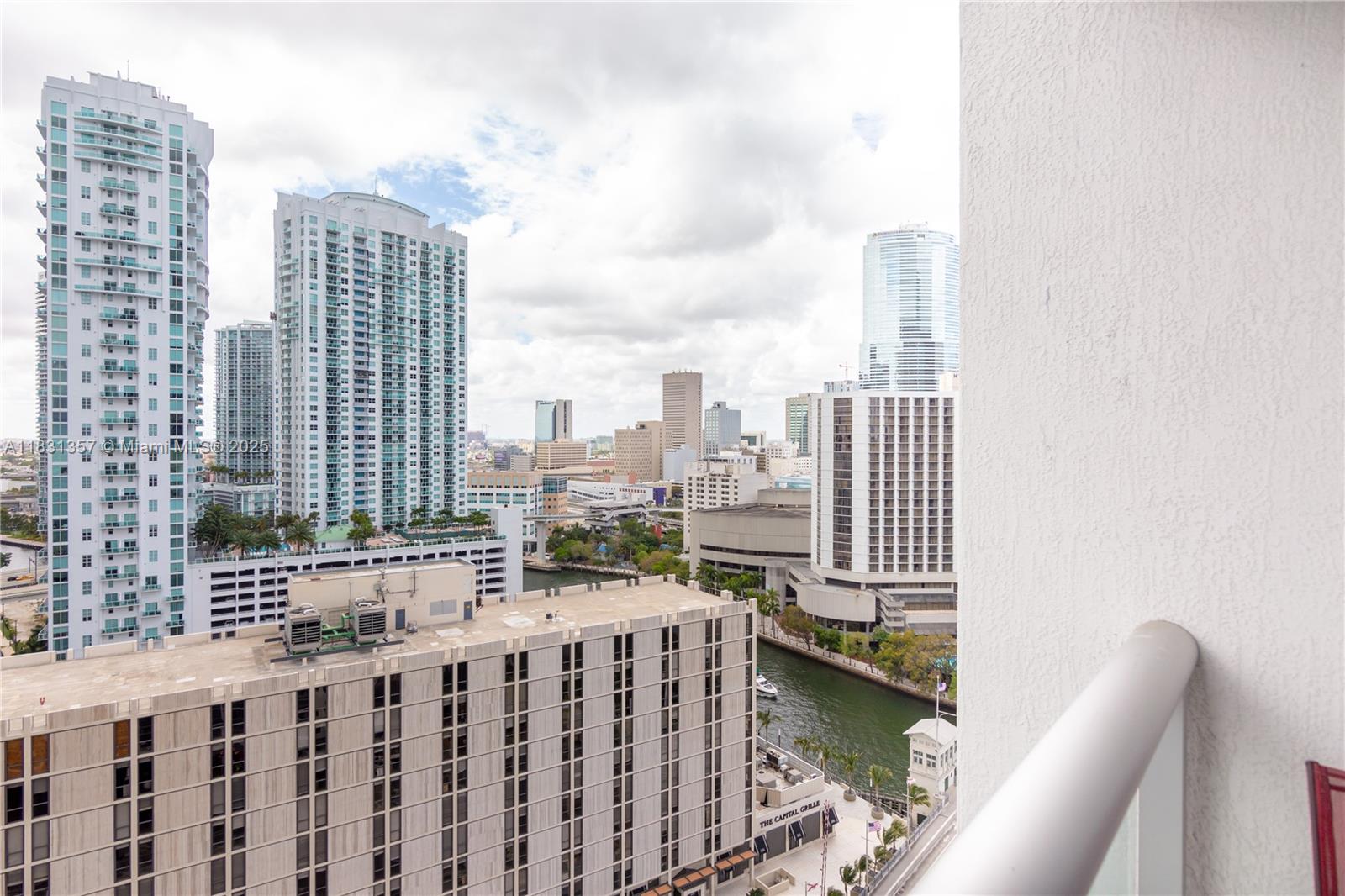 485 Brickell Ave # 2006