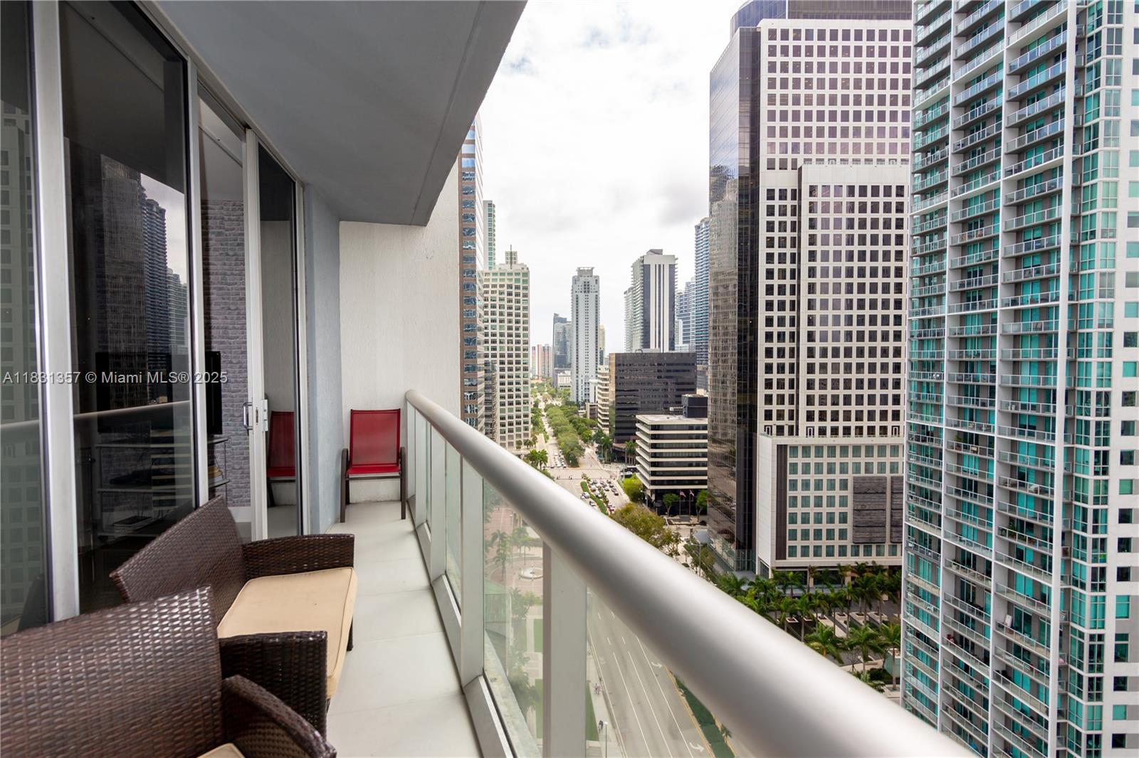 485 Brickell Ave # 2006